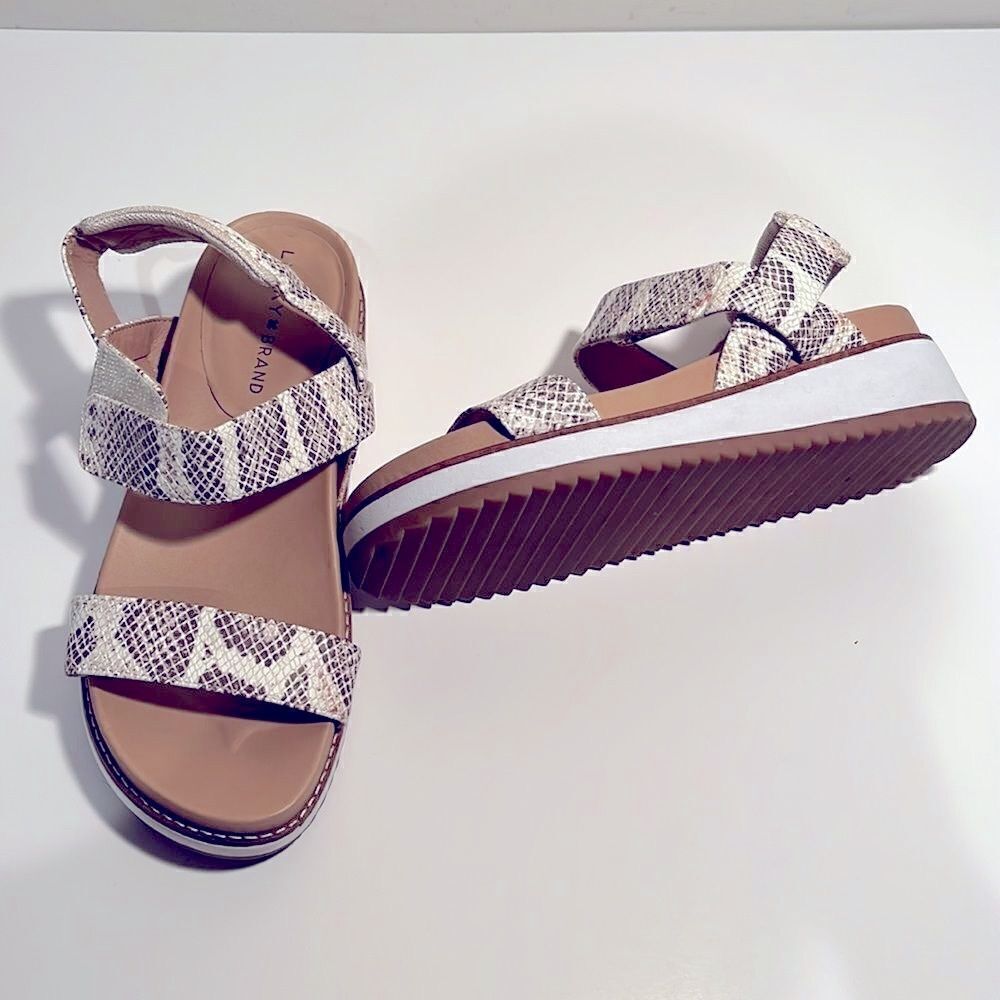 Nwot Lucky Brand reptile print platform sandals